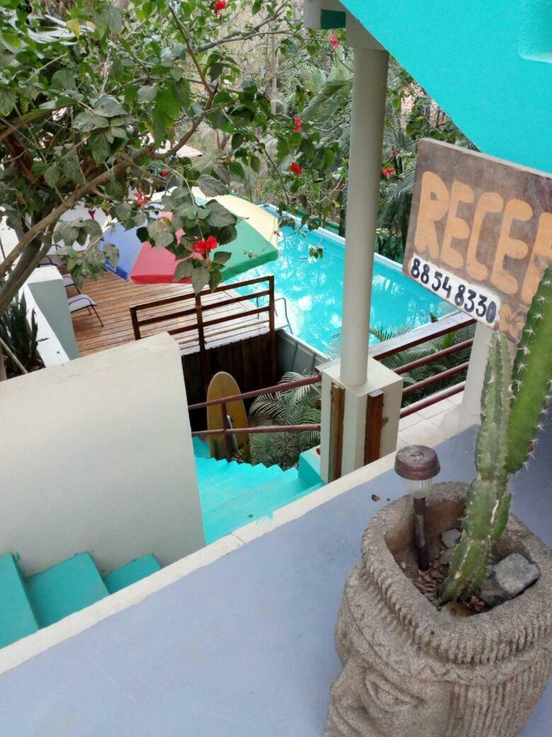شقة Chicama : Burnt Toast Surfcamp نوسارا المظهر الخارجي الصورة